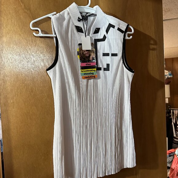 Medium Ladies Golf Shirt with Collar White Crinkle - Picture 1 of 5